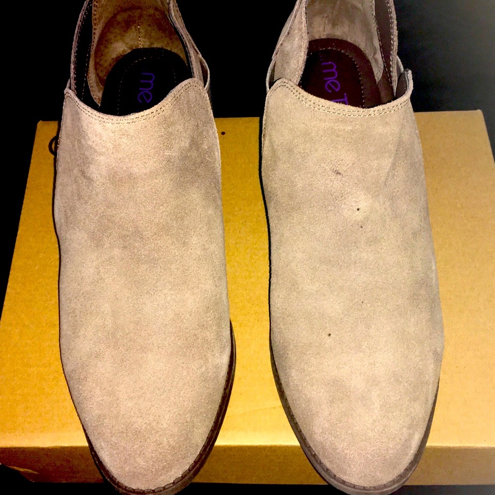 Me Too Zola Booties Size 10M